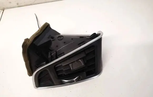 Ford C-MAX II Dash center air vent grill 07463000 07463-000