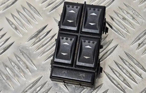 Ford Mondeo Mk III Electric window control switch 3S7T14A132BA 03163453
