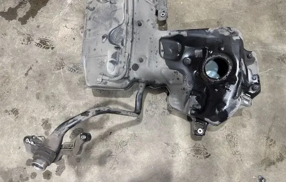 Audi A7 S7 4G Fuel tank 4G8201021AA 2852366 541541