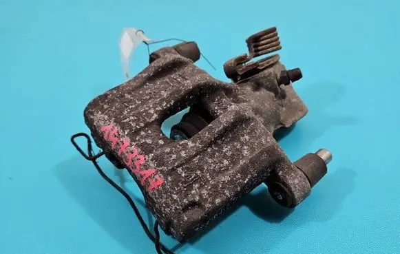 Rear brake caliper