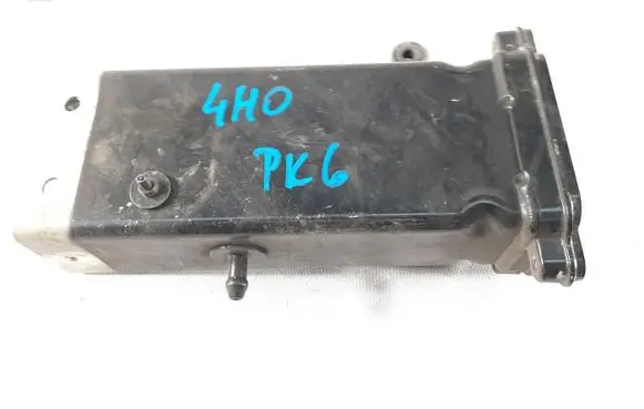 Audi A8 S8 D4 4H Front bumper shock/impact absorber 4H0805120B