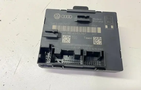Audi Q7 4L Door control unit/module 4F0959795P