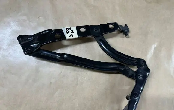 Volvo S40 Tailgate/trunk/boot hinge 31278214