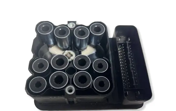 Volkswagen Golf V ABS Pump 1K0907379AC 00005305H0 10096003593