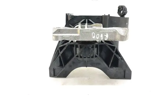 Peugeot Partner III Engine mount bracket 9820297580