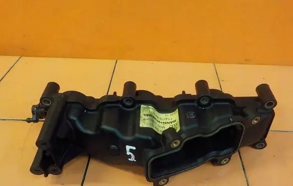 Volkswagen Phaeton Intake manifold 1038787S01