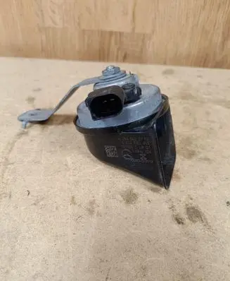 Mercedes-Benz GLC C253 Horn signal A2535422100