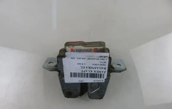 Tailgate/trunk/boot lock/catch/latch