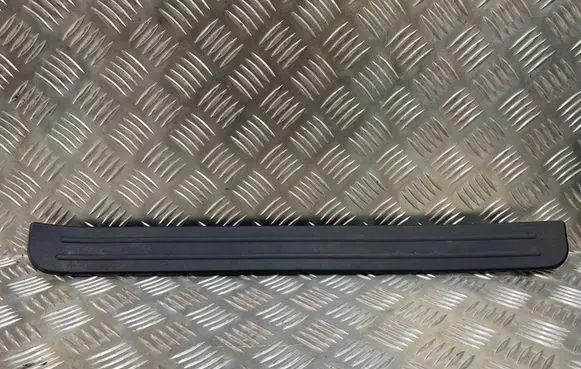 Mazda CX-7 Front sill trim cover EG21687EO K3006