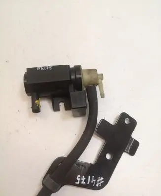 Mercedes-Benz A W169 Vacuum valve A0061536628 A6401510640