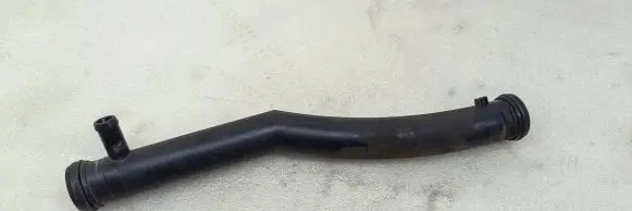 Volkswagen Golf VI Engine coolant pipe/hose 03C121065B