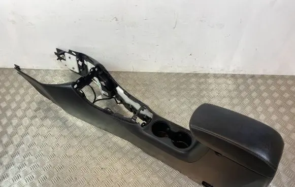 Jeep Compass Center console