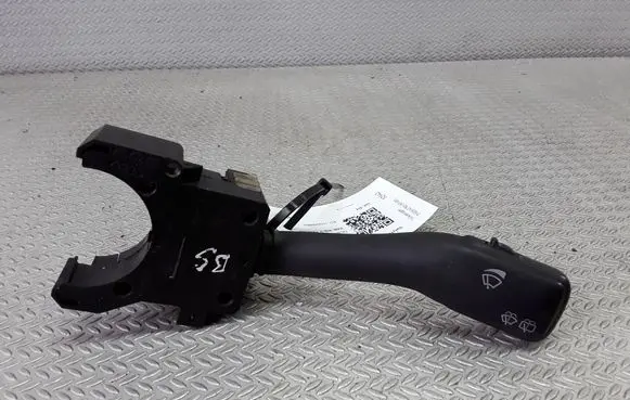 Volkswagen PASSAT B5 Wiper control stalk