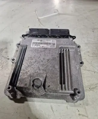 Jaguar XE Engine control unit/module 0281032607