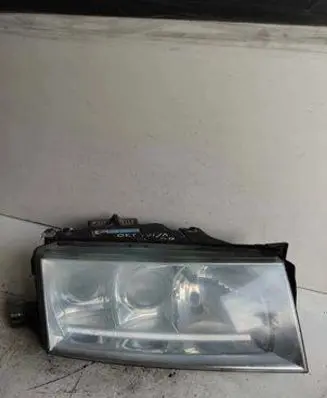 Skoda Octavia Mk1 (1U) Headlight/headlamp 1U1941016G