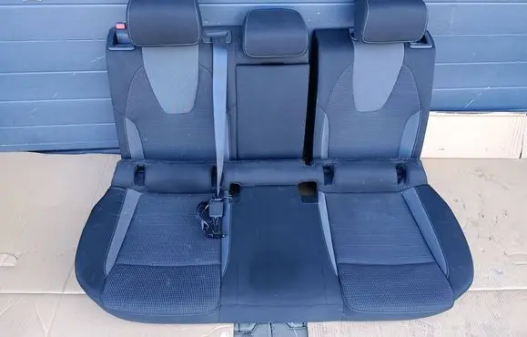 Skoda Octavia Mk4 Second row seats