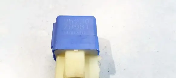 Nissan Almera Other relay 2523079981