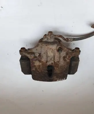 KIA Sportage Front brake caliper