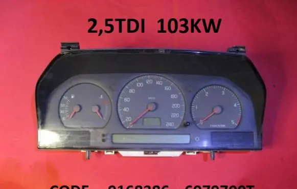 Volvo S70 V70 V70 XC Speedometer (instrument cluster) 9168386 6979700T