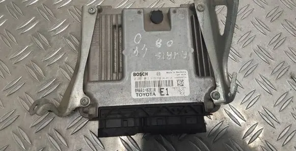 Toyota Auris 150 Engine control unit/module 8966102E10