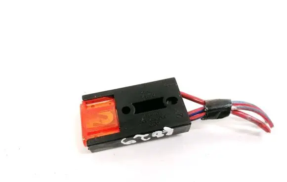 Audi A4 S4 B5 8D Fuse 8A0937530