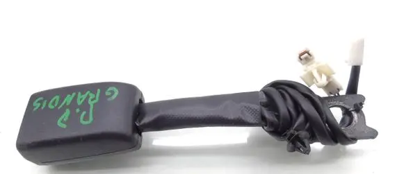 Mitsubishi Grandis Front seatbelt