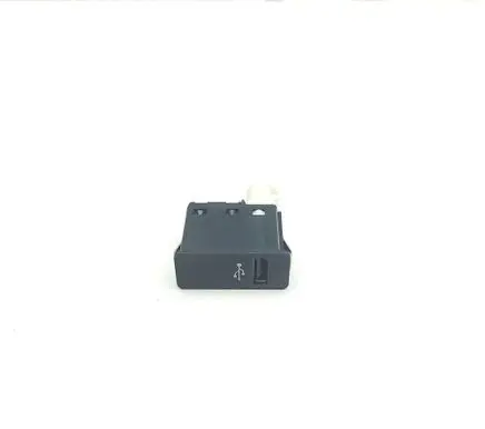 BMW X2 F39 USB socket connector 6820397