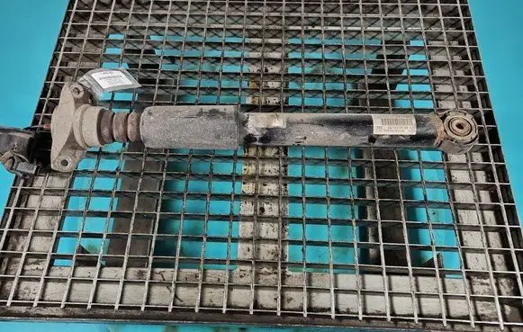Rear shock absorber/damper