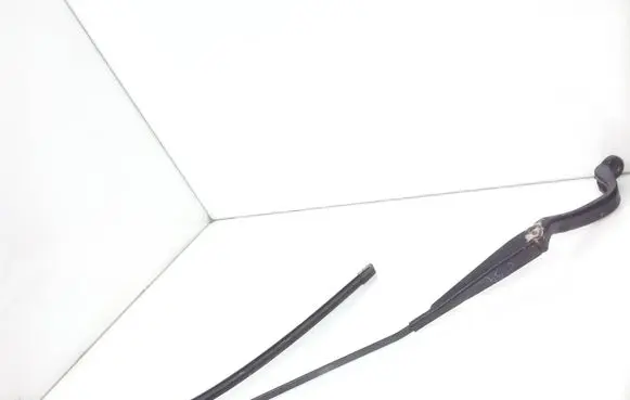 Ford S-MAX Front wiper blade arm 6M2117526AB