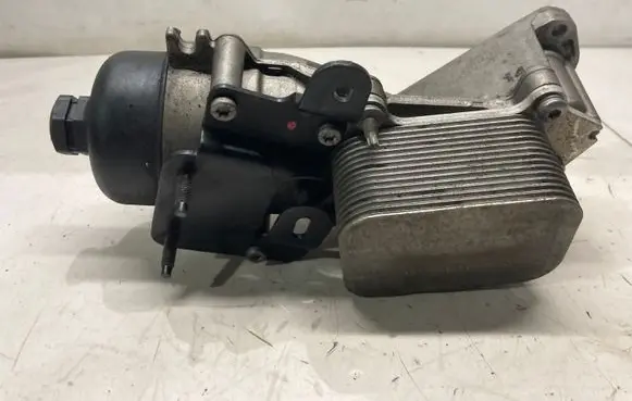 Engine oil radiator
