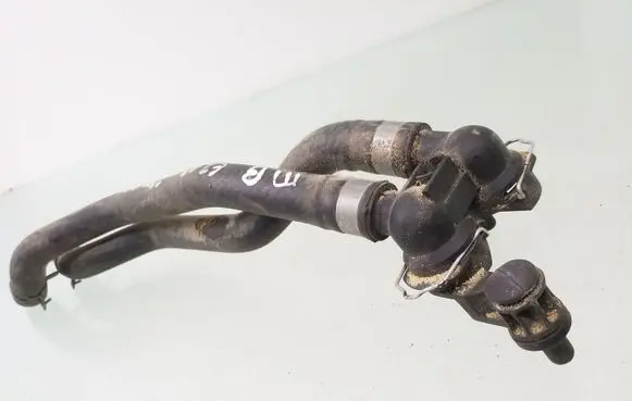 Mercedes-Benz E W210 Heater radiator pipe/hose 2108300024