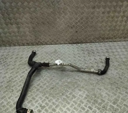 Porsche Cayman 981 Engine coolant pipe/hose 99710675204 99710671102