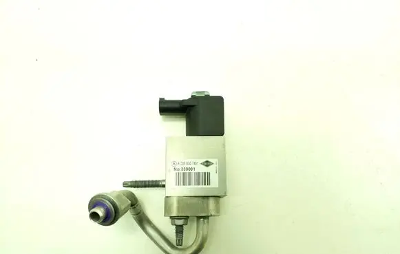 Mercedes-Benz C W205 Valve A2058307401