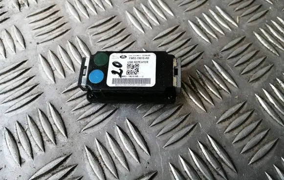 Jaguar XJ X351 USB control unit FW9319010AB 2016W496