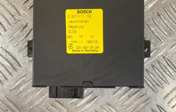 Mercedes-Benz S W220 Light module LCM 2208203026 0307870002