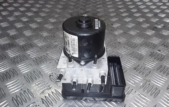 BMW 1 E81 E87 ABS Pump 6789301