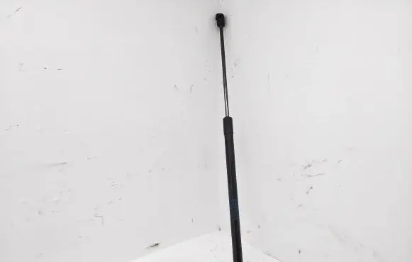 Volvo V60 Tailgate strut 