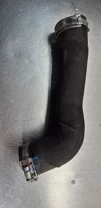 Audi A4 S4 B7 8E 8H Intercooler hose/pipe 8E0145708L