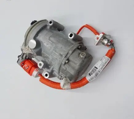 Nissan Leaf II (ZE1) Air conditioning (A/C) compressor (pump) 926005SA1A