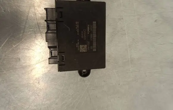 Ford S-MAX Door control unit/module DG9T14B531 10147587 DG9T14C064CB
