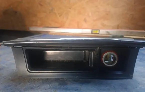 Volkswagen PASSAT B6 Car ashtray 318220100