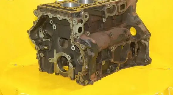Skoda Octavia Mk2 (1Z) Engine block 06H103021J