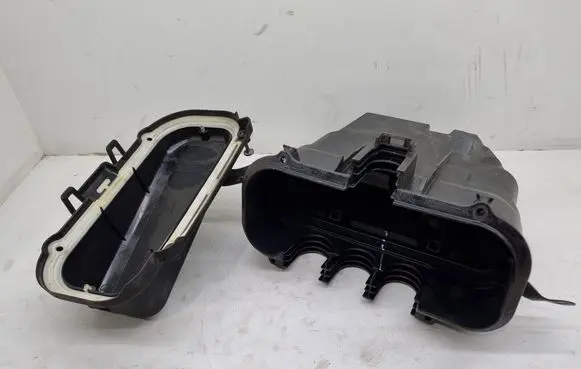 BMW 5 GT F07 Fuse box cover 7555189 58650910