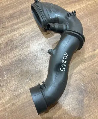 BMW 5 E60 E61 Turbo air intake inlet pipe/hose 7794172