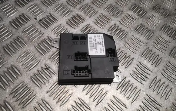 Mercedes-Benz E W211 Central body control module 2115458532 A2115458532
