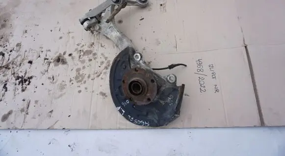 Audi A6 S6 C5 4B Front wheel hub spindle knuckle