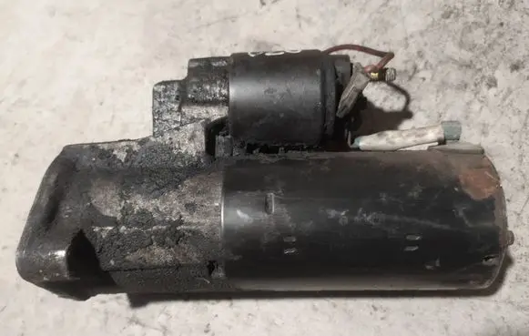 Audi A4 S4 B5 8D Starter motor 068911024H