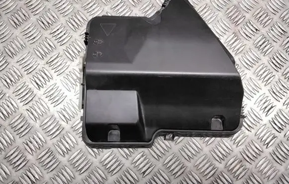 BMW X6 E71 Fuse box cover 7555124