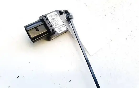 Toyota Avensis T250 Airbag deployment crash/impact sensor 8983305010