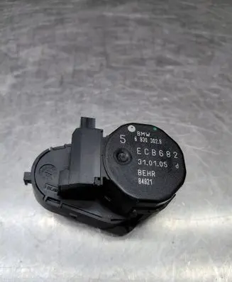 BMW 6 E63 E64 Air flap motor/actuator 6930302